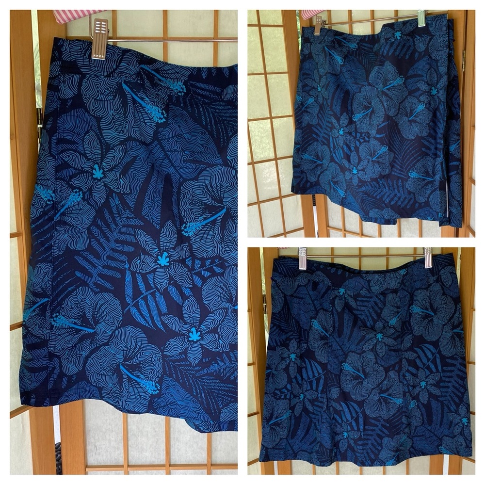 Ripskirt Hawaii Blue Floral Mini Skirt